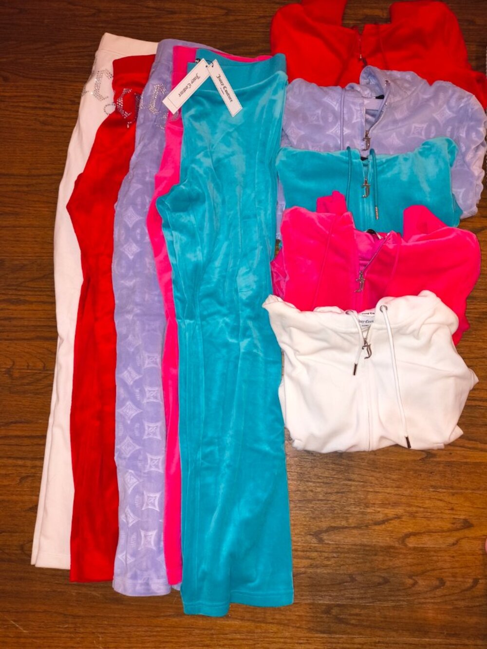 Huge, Discounted Lot of Like New Juicy Tracksuits! Size Large.